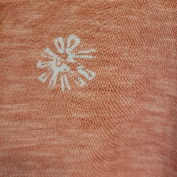 Sonoma Everyday Tee Shirt XL Coral w/White Design - Picture 3 of 5